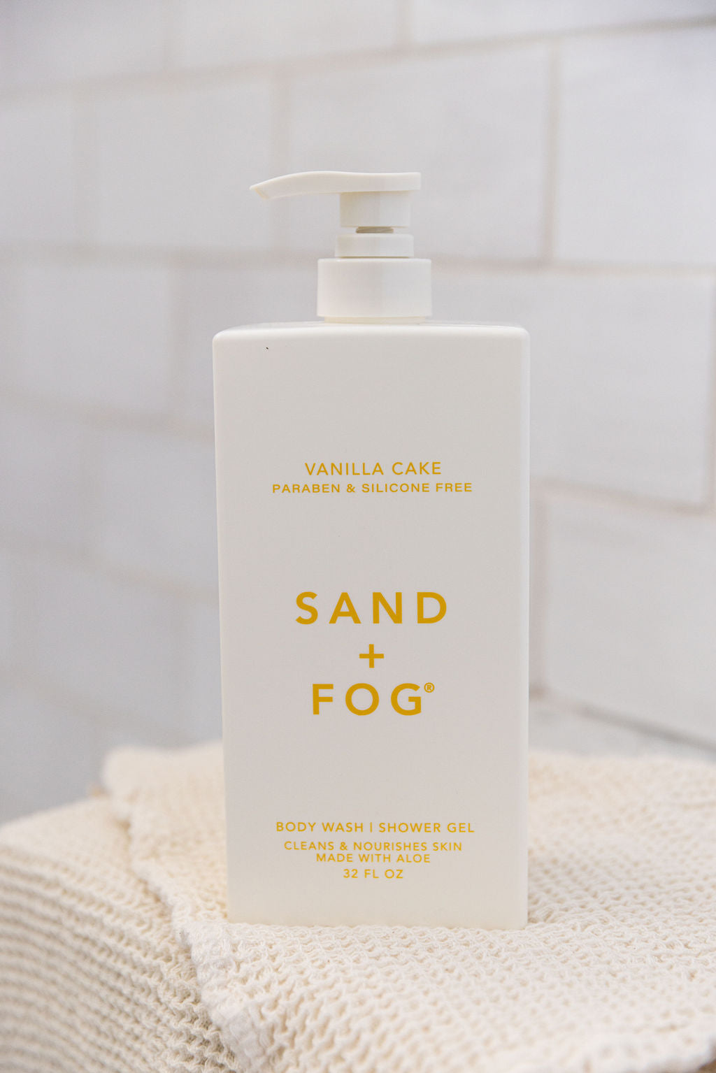 Elegant Vanilla Cake 32 oz Body Wash